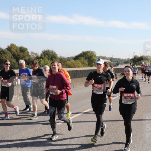 03.10.2025 - Köhlbrandbrückenlauf Yannick Fuchs http://msf.ph/oto/9181436 03.10.2025 11:23:00 Position 3 4645, 63, 5339 meine-sportfotos.de