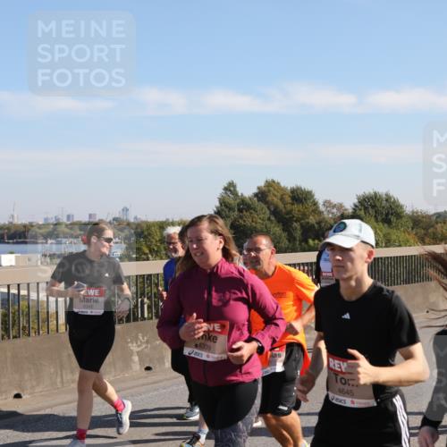 03.10.2025 - Köhlbrandbrückenlauf Yannick Fuchs http://msf.ph/oto/9181448 03.10.2025 11:23:01 Position 3 6346, 6309, 4645 meine-sportfotos.de