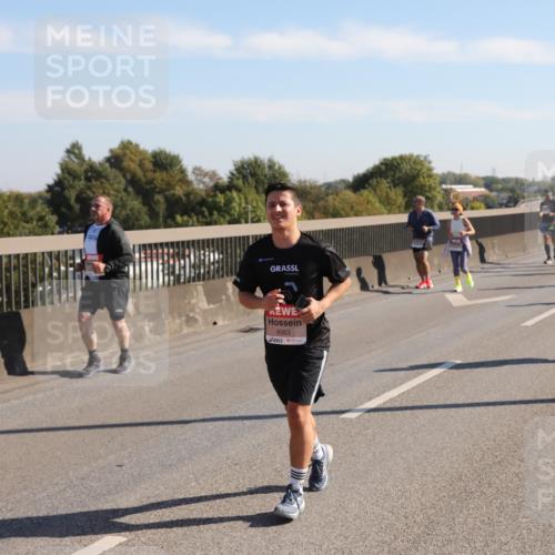 03.10.2025 - Köhlbrandbrückenlauf Yannick Fuchs http://msf.ph/oto/9181458 03.10.2025 11:23:01 Position 3 6063 meine-sportfotos.de