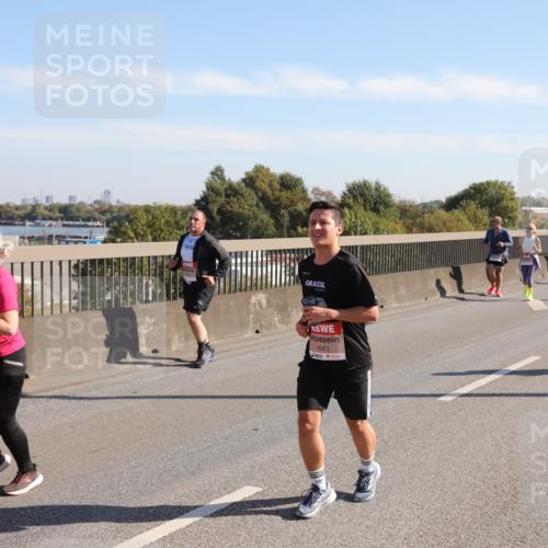 03.10.2025 - Köhlbrandbrückenlauf Yannick Fuchs http://msf.ph/oto/9181460 03.10.2025 11:23:02 Position 3 5074, 6063 meine-sportfotos.de