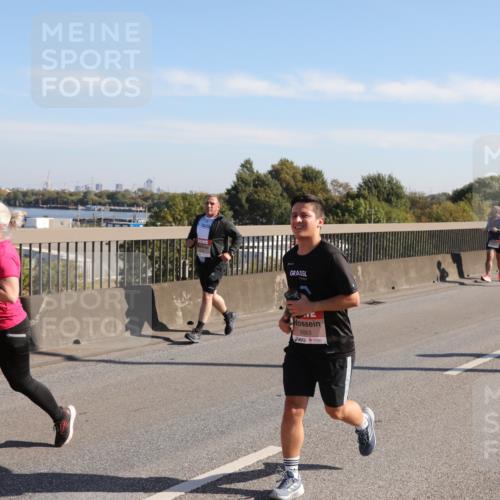 03.10.2025 - Köhlbrandbrückenlauf Yannick Fuchs http://msf.ph/oto/9181463 03.10.2025 11:23:02 Position 3 6063 meine-sportfotos.de