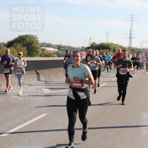 03.10.2025 - Köhlbrandbrückenlauf Yannick Fuchs http://msf.ph/oto/9181471 03.10.2025 11:23:03 Position 3  meine-sportfotos.de
