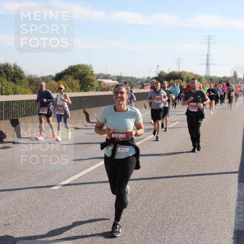 03.10.2025 - Köhlbrandbrückenlauf Yannick Fuchs http://msf.ph/oto/9181478 03.10.2025 11:23:03 Position 3 918 meine-sportfotos.de