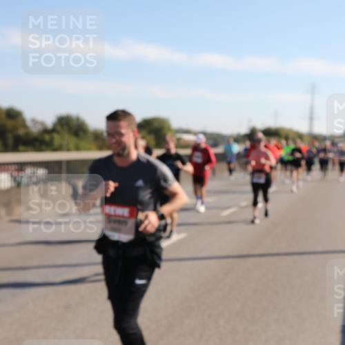 03.10.2025 - Köhlbrandbrückenlauf Yannick Fuchs http://msf.ph/oto/9181510 03.10.2025 11:23:06 Position 3  meine-sportfotos.de