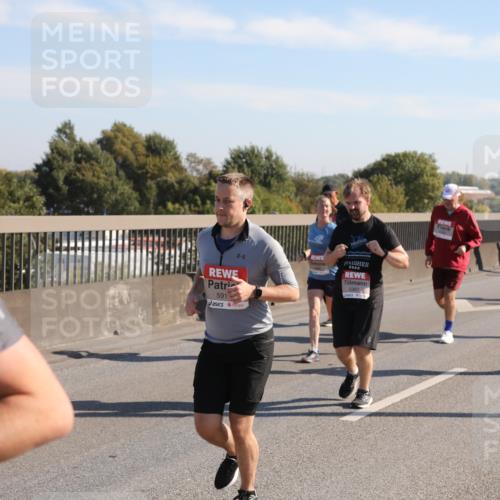 03.10.2025 - Köhlbrandbrückenlauf Yannick Fuchs http://msf.ph/oto/9181518 03.10.2025 11:23:07 Position 3 591, 5387 meine-sportfotos.de
