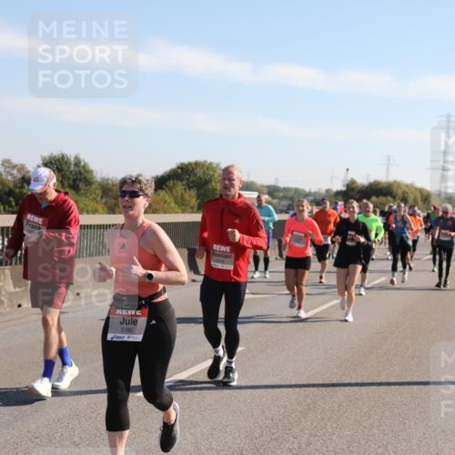 03.10.2025 - Köhlbrandbrückenlauf Yannick Fuchs http://msf.ph/oto/9181541 03.10.2025 11:23:09 Position 3 5180, 4815 meine-sportfotos.de