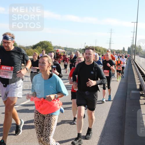 03.10.2025 - Köhlbrandbrückenlauf Yannick Fuchs http://msf.ph/oto/9181553 03.10.2025 11:23:21 Position 3 6077, 5151 meine-sportfotos.de