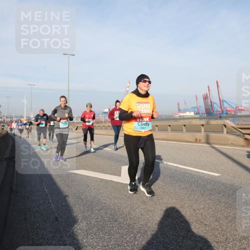 03.10.2025 - Köhlbrandbrückenlauf Yannick Fuchs http://msf.ph/oto/9181561 03.10.2025 08:57:14 Position 2 1867 meine-sportfotos.de