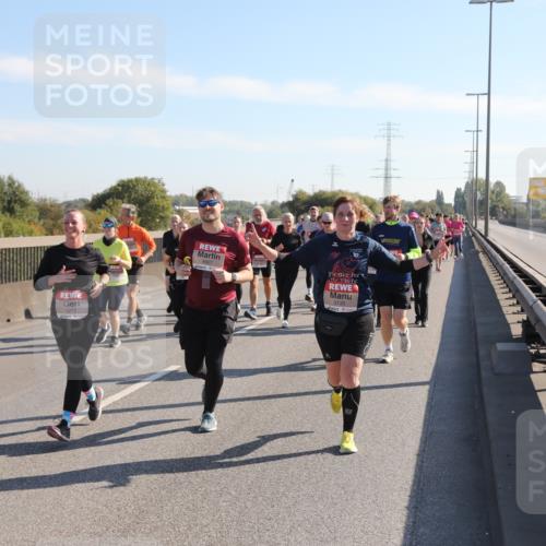 03.10.2025 - Köhlbrandbrückenlauf Yannick Fuchs http://msf.ph/oto/9181612 03.10.2025 11:23:33 Position 3 5272, 4827, 10, 5135 meine-sportfotos.de