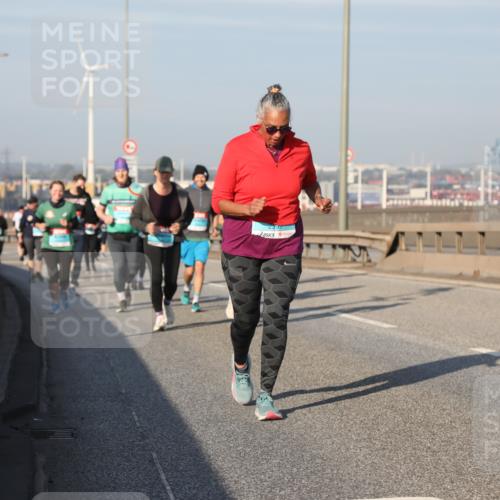 03.10.2025 - Köhlbrandbrückenlauf Yannick Fuchs http://msf.ph/oto/9181642 03.10.2025 08:57:35 Position 2 2599 meine-sportfotos.de