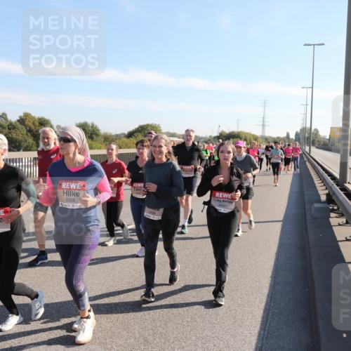 03.10.2025 - Köhlbrandbrückenlauf Yannick Fuchs http://msf.ph/oto/9181661 03.10.2025 11:23:37 Position 3 5285, 5308, 5439, 4697 meine-sportfotos.de