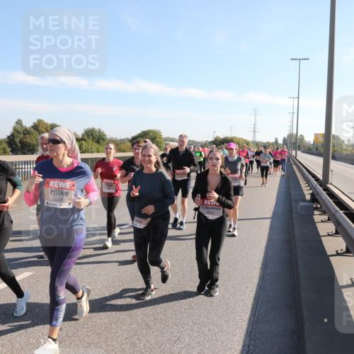03.10.2025 - Köhlbrandbrückenlauf Yannick Fuchs http://msf.ph/oto/9181662 03.10.2025 11:23:37 Position 3 5285, 5308, 4939, 5439, 4697 meine-sportfotos.de
