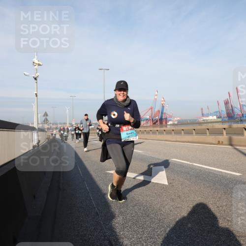 03.10.2025 - Köhlbrandbrückenlauf Yannick Fuchs http://msf.ph/oto/9181727 03.10.2025 08:57:47 Position 2 3737 meine-sportfotos.de