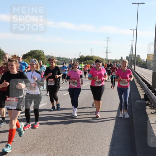 03.10.2025 - Köhlbrandbrückenlauf Yannick Fuchs http://msf.ph/oto/9181730 03.10.2025 11:23:44 Position 3 5470, 6794, 5341 meine-sportfotos.de