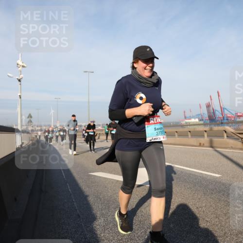 03.10.2025 - Köhlbrandbrückenlauf Yannick Fuchs http://msf.ph/oto/9181731 03.10.2025 08:57:48 Position 2 3737 meine-sportfotos.de