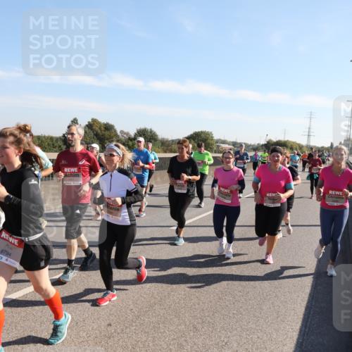 03.10.2025 - Köhlbrandbrückenlauf Yannick Fuchs http://msf.ph/oto/9181740 03.10.2025 11:23:45 Position 3 5901, 6794 meine-sportfotos.de
