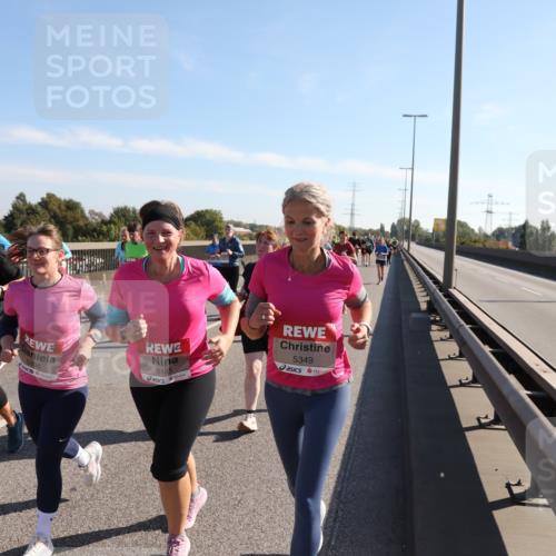 03.10.2025 - Köhlbrandbrückenlauf Yannick Fuchs http://msf.ph/oto/9181755 03.10.2025 11:23:46 Position 3 5266, 5206, 5185, 5349 meine-sportfotos.de