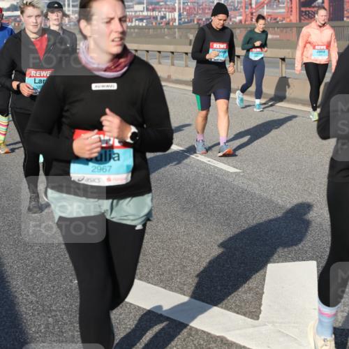 03.10.2025 - Köhlbrandbrückenlauf Yannick Fuchs http://msf.ph/oto/9181768 03.10.2025 08:57:56 Position 2 33, 2967, 2966 meine-sportfotos.de
