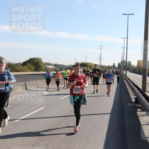 03.10.2025 - Köhlbrandbrückenlauf Yannick Fuchs http://msf.ph/oto/9181771 03.10.2025 11:23:48 Position 3 5344, 6170 meine-sportfotos.de