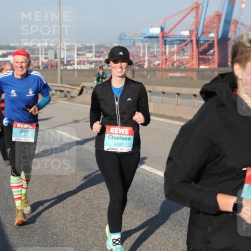 03.10.2025 - Köhlbrandbrückenlauf Yannick Fuchs http://msf.ph/oto/9181782 03.10.2025 08:57:59 Position 2 3510, 3701, 88, 26 meine-sportfotos.de