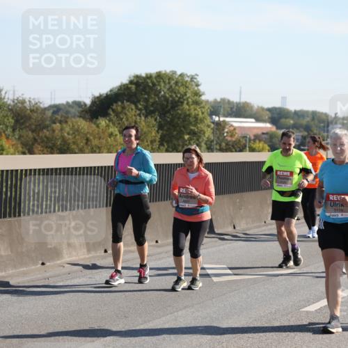 03.10.2025 - Köhlbrandbrückenlauf Yannick Fuchs http://msf.ph/oto/9181783 03.10.2025 11:23:50 Position 3 4801, 5120, 5179 meine-sportfotos.de