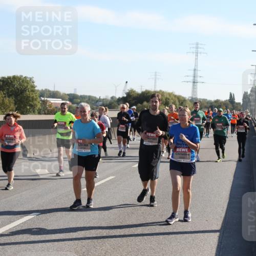 03.10.2025 - Köhlbrandbrückenlauf Yannick Fuchs http://msf.ph/oto/9181789 03.10.2025 11:23:50 Position 3 5500 meine-sportfotos.de