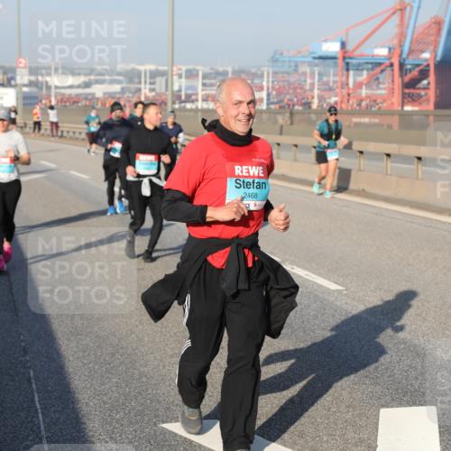 03.10.2025 - Köhlbrandbrückenlauf Yannick Fuchs http://msf.ph/oto/9181801 03.10.2025 08:58:02 Position 2 2468 meine-sportfotos.de