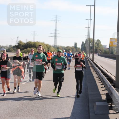 03.10.2025 - Köhlbrandbrückenlauf Yannick Fuchs http://msf.ph/oto/9181827 03.10.2025 11:23:54 Position 3 5587 meine-sportfotos.de