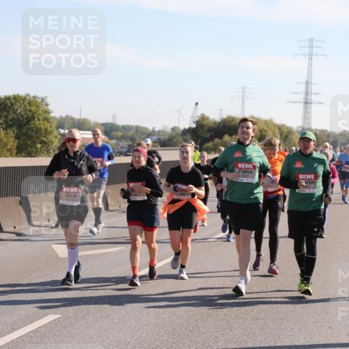 03.10.2025 - Köhlbrandbrückenlauf Yannick Fuchs http://msf.ph/oto/9181836 03.10.2025 11:23:54 Position 3 4695, 4715, 5400, 5587, 5855 meine-sportfotos.de