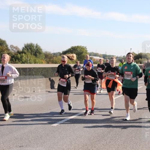 03.10.2025 - Köhlbrandbrückenlauf Yannick Fuchs http://msf.ph/oto/9181852 03.10.2025 11:23:56 Position 3 4715, 5621, 5855 meine-sportfotos.de