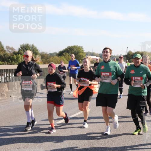03.10.2025 - Köhlbrandbrückenlauf Yannick Fuchs http://msf.ph/oto/9181865 03.10.2025 11:23:57 Position 3 4715, 5587, 5400, 5621, 5855 meine-sportfotos.de