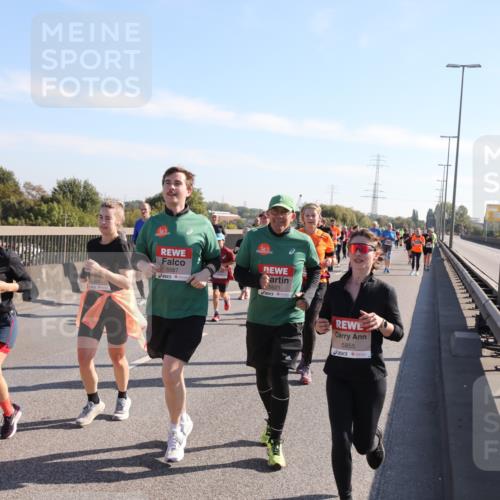 03.10.2025 - Köhlbrandbrückenlauf Yannick Fuchs http://msf.ph/oto/9181877 03.10.2025 11:23:57 Position 3 4715, 5401, 5587, 5621, 5855 meine-sportfotos.de