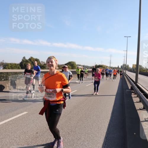 03.10.2025 - Köhlbrandbrückenlauf Yannick Fuchs http://msf.ph/oto/9181902 03.10.2025 11:24:00 Position 3 5808 meine-sportfotos.de