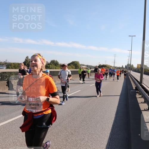 03.10.2025 - Köhlbrandbrückenlauf Yannick Fuchs http://msf.ph/oto/9181907 03.10.2025 11:24:00 Position 3 5808 meine-sportfotos.de