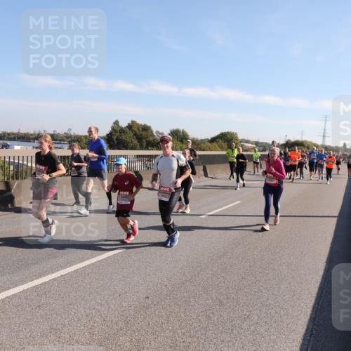 03.10.2025 - Köhlbrandbrückenlauf Yannick Fuchs http://msf.ph/oto/9181913 03.10.2025 11:24:00 Position 3  meine-sportfotos.de