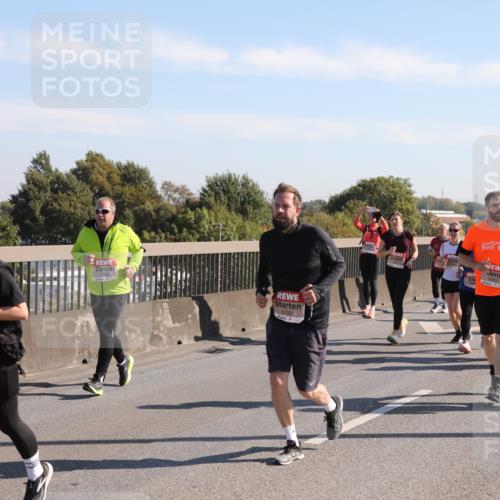 03.10.2025 - Köhlbrandbrückenlauf Yannick Fuchs http://msf.ph/oto/9181953 03.10.2025 11:24:04 Position 3 5139 meine-sportfotos.de