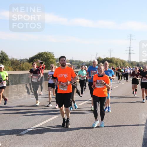 03.10.2025 - Köhlbrandbrückenlauf Yannick Fuchs http://msf.ph/oto/9181959 03.10.2025 11:24:04 Position 3 5139, 6237, 5195 meine-sportfotos.de