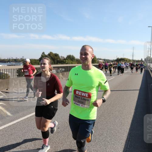 03.10.2025 - Köhlbrandbrückenlauf Yannick Fuchs http://msf.ph/oto/9182007 03.10.2025 11:24:11 Position 3 5438 meine-sportfotos.de