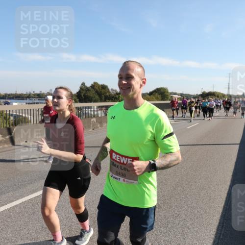 03.10.2025 - Köhlbrandbrückenlauf Yannick Fuchs http://msf.ph/oto/9182009 03.10.2025 11:24:11 Position 3 5438 meine-sportfotos.de