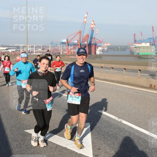 03.10.2025 - Köhlbrandbrückenlauf Yannick Fuchs http://msf.ph/oto/9182087 03.10.2025 08:59:04 Position 2 2973 meine-sportfotos.de