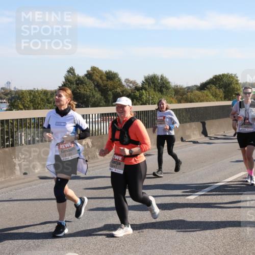 03.10.2025 - Köhlbrandbrückenlauf Yannick Fuchs http://msf.ph/oto/9182105 03.10.2025 11:24:22 Position 3 6133, 5241, 5121 meine-sportfotos.de