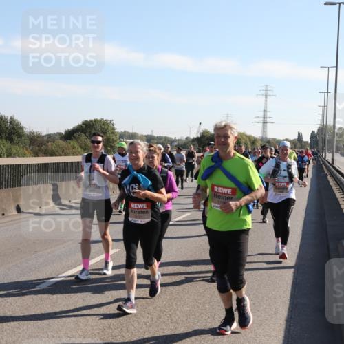 03.10.2025 - Köhlbrandbrückenlauf Yannick Fuchs http://msf.ph/oto/9182109 03.10.2025 11:24:23 Position 3 5121, 51 meine-sportfotos.de