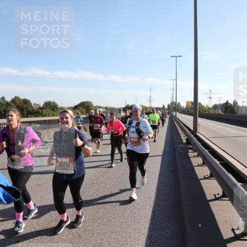 03.10.2025 - Köhlbrandbrückenlauf Yannick Fuchs http://msf.ph/oto/9182128 03.10.2025 11:24:25 Position 3 5187, 5318 meine-sportfotos.de