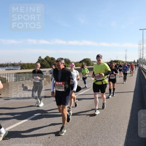 03.10.2025 - Köhlbrandbrückenlauf Yannick Fuchs http://msf.ph/oto/9182195 03.10.2025 11:24:30 Position 3 6695 meine-sportfotos.de