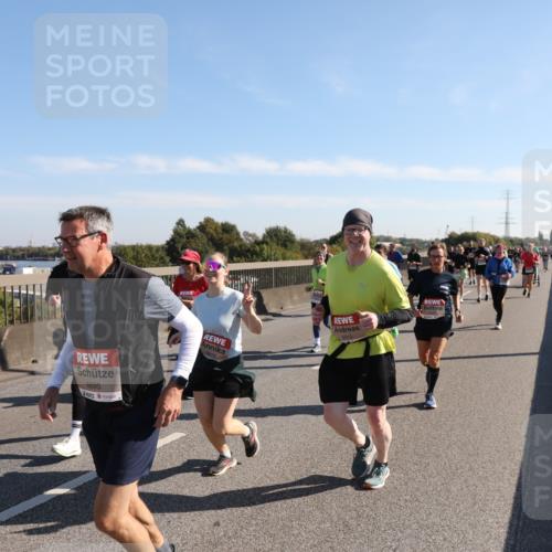 03.10.2025 - Köhlbrandbrückenlauf Yannick Fuchs http://msf.ph/oto/9182202 03.10.2025 11:24:31 Position 3 6695, 5010 meine-sportfotos.de