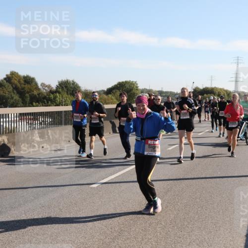 03.10.2025 - Köhlbrandbrückenlauf Yannick Fuchs http://msf.ph/oto/9182232 03.10.2025 11:24:34 Position 3  meine-sportfotos.de