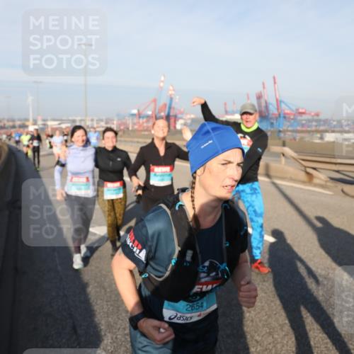 03.10.2025 - Köhlbrandbrückenlauf Yannick Fuchs http://msf.ph/oto/9182233 03.10.2025 08:59:23 Position 2 2654 meine-sportfotos.de