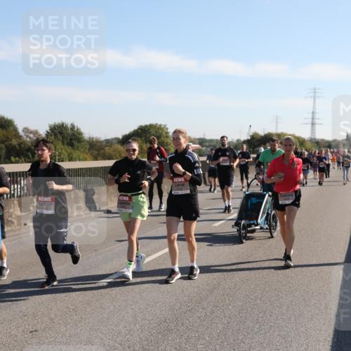 03.10.2025 - Köhlbrandbrückenlauf Yannick Fuchs http://msf.ph/oto/9182246 03.10.2025 11:24:35 Position 3 5184 meine-sportfotos.de