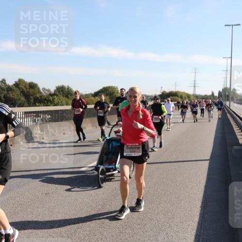 03.10.2025 - Köhlbrandbrückenlauf Yannick Fuchs http://msf.ph/oto/9182266 03.10.2025 11:24:37 Position 3 5226, 5659 meine-sportfotos.de
