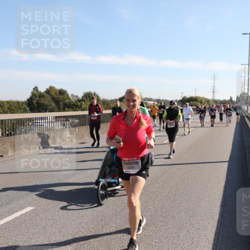 03.10.2025 - Köhlbrandbrückenlauf Yannick Fuchs http://msf.ph/oto/9182269 03.10.2025 11:24:37 Position 3 226, 5659 meine-sportfotos.de